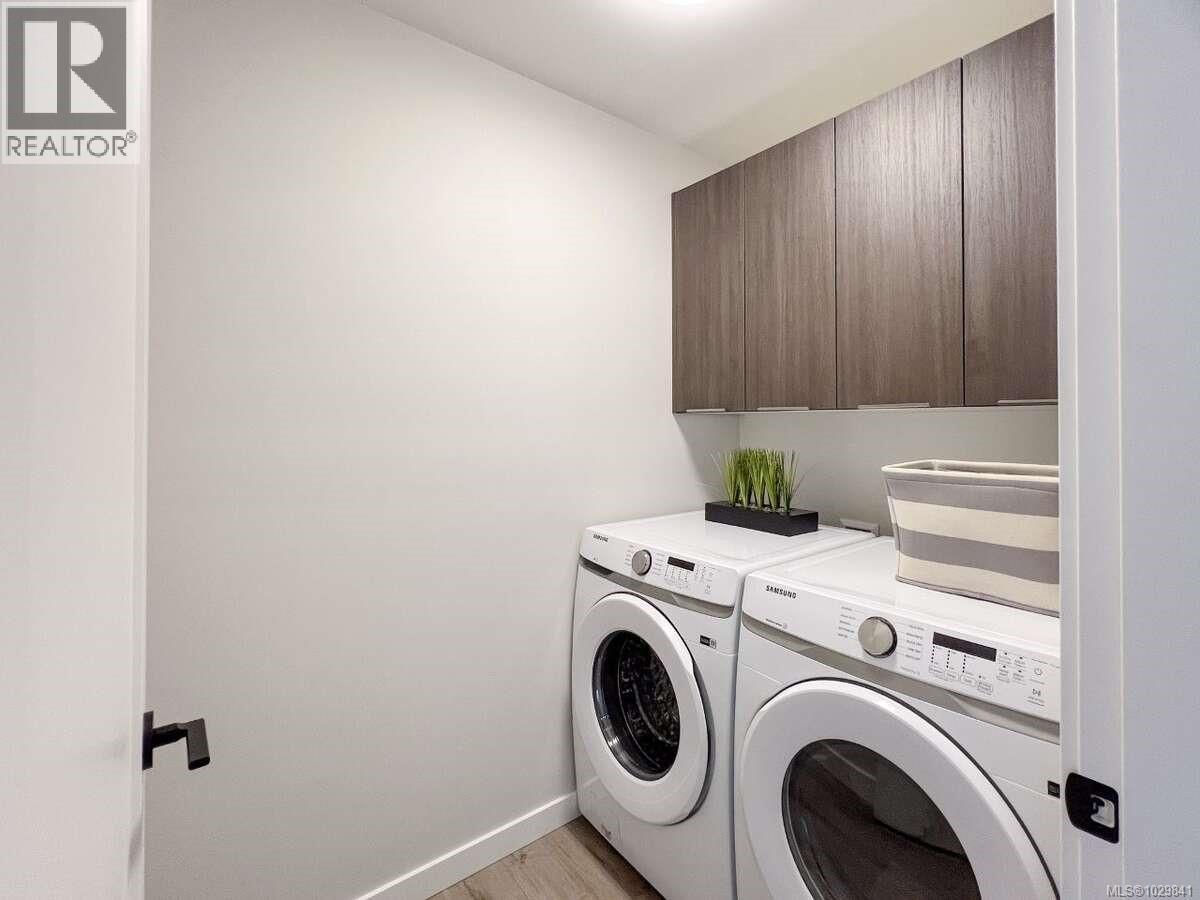 #11 2310 GUTHRIE RD - 13