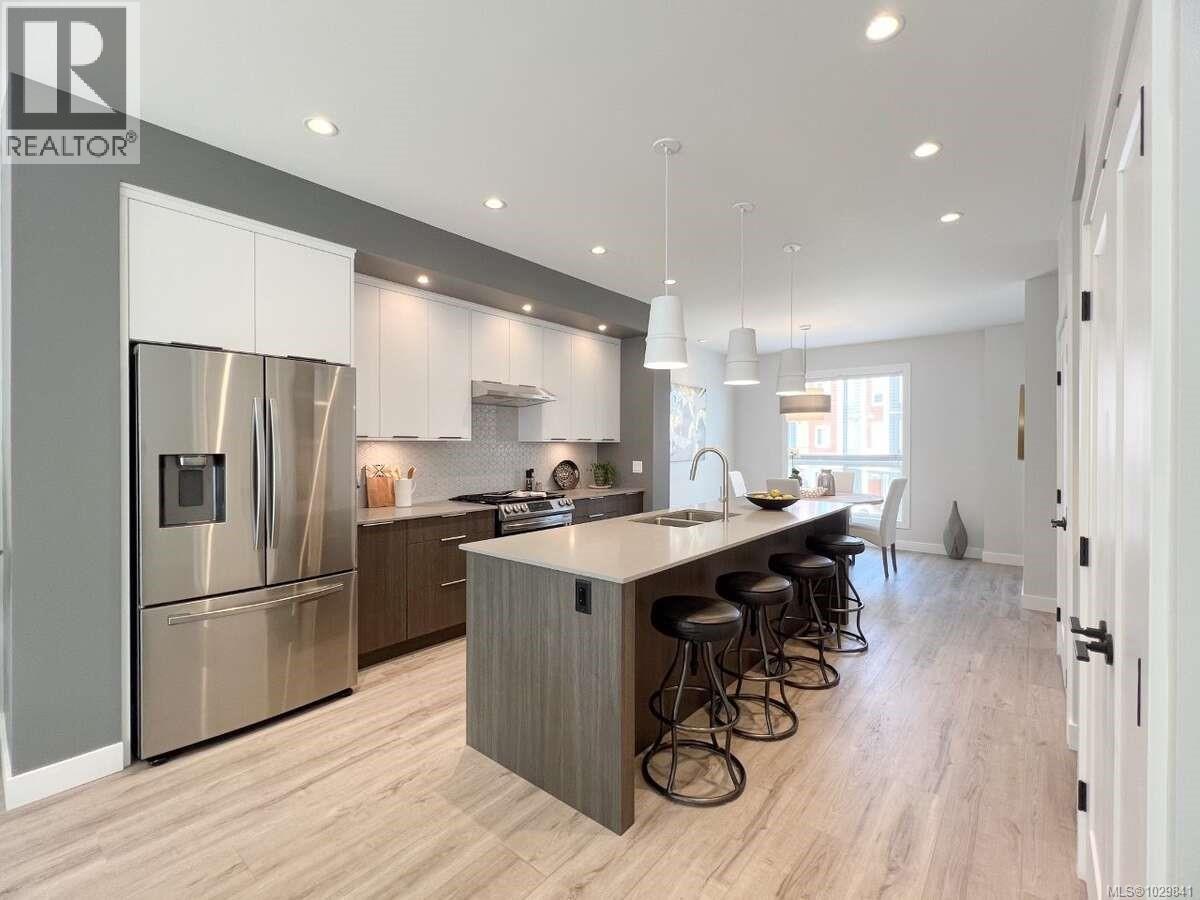 #11 2310 Guthrie Rd - 16