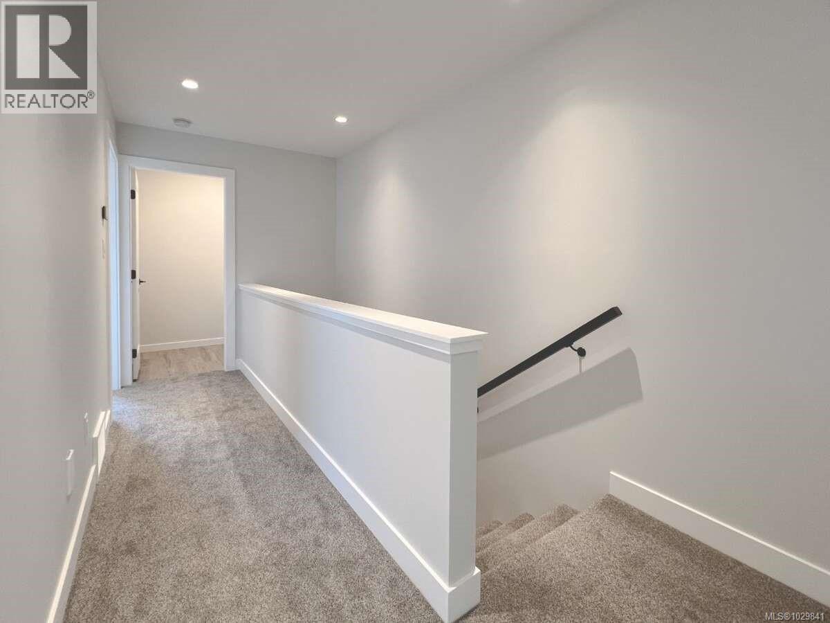 #11 2310 GUTHRIE RD - 24