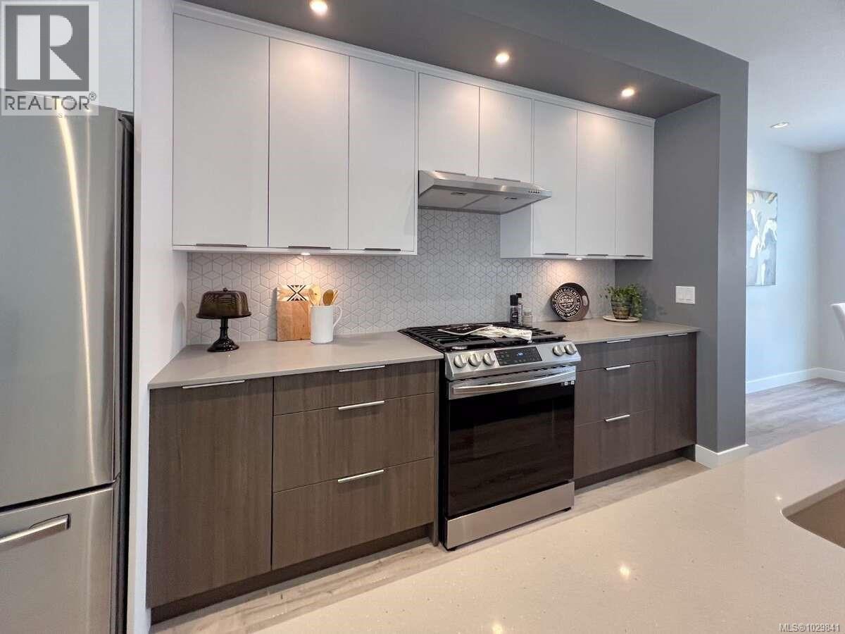 #11 2310 GUTHRIE RD - 26