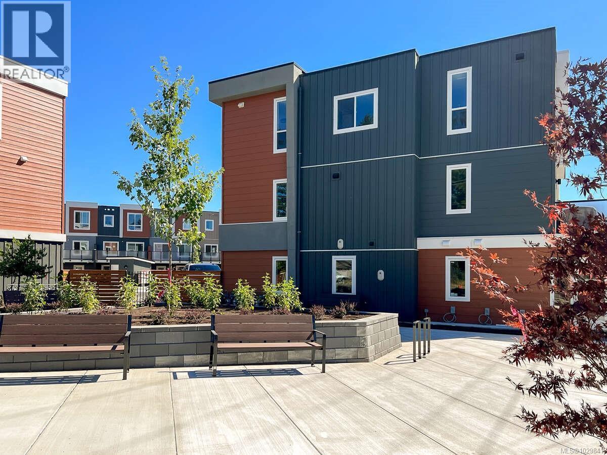 #11 2310 GUTHRIE RD - 31