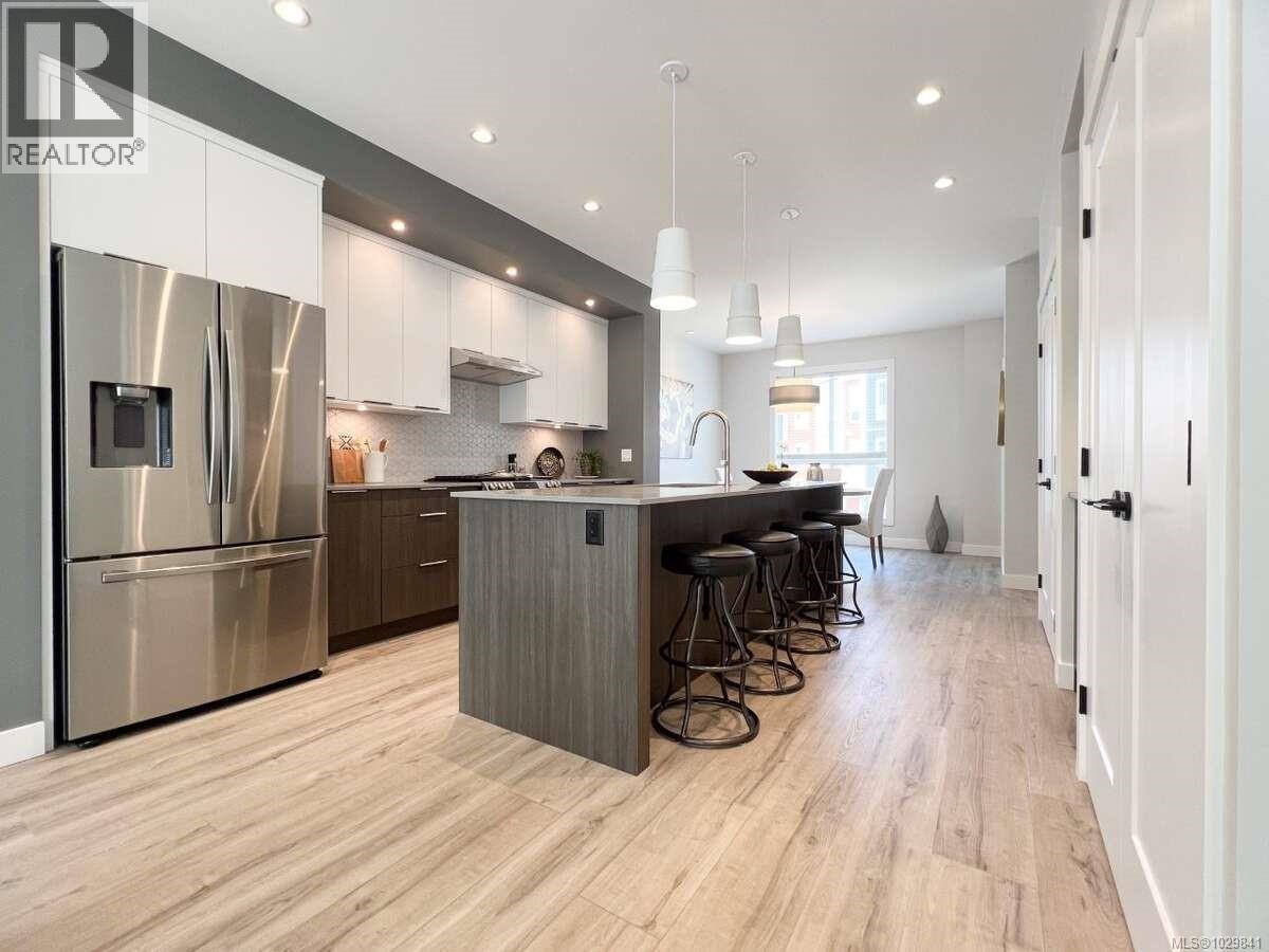 #11 2310 Guthrie Rd - 4