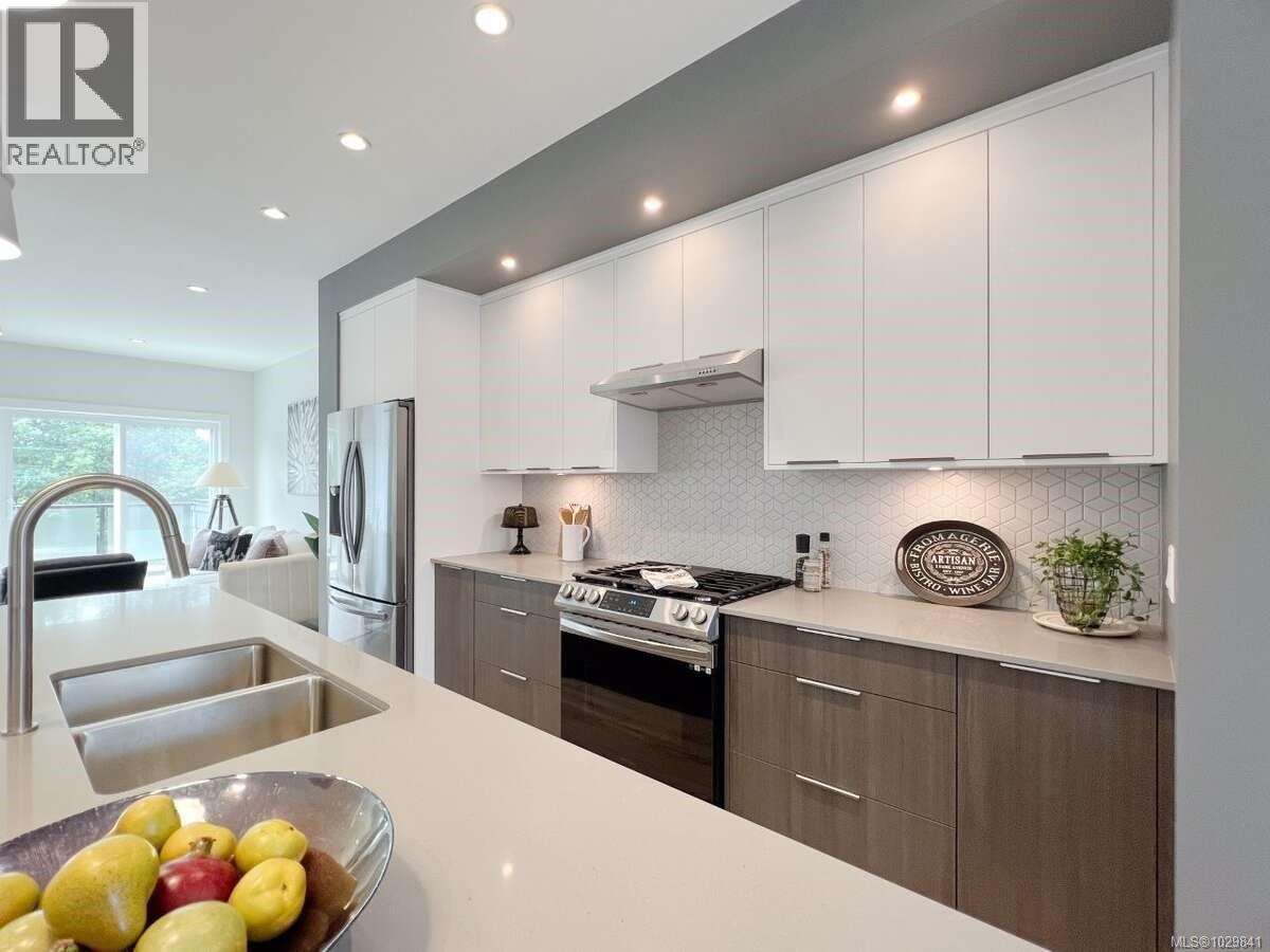 #11 2310 Guthrie Rd - 6
