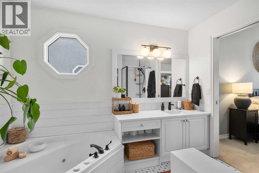 Single Family House for Sale in    Avenue SW Beltline Calgary 