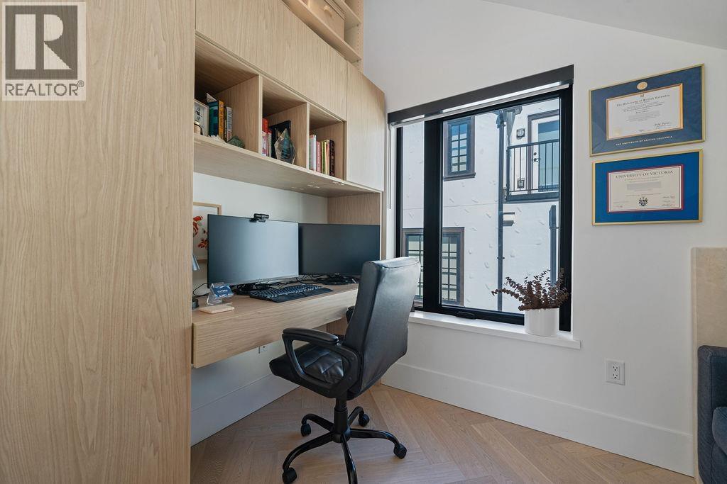 4921 LARCH STREET, Vancouver