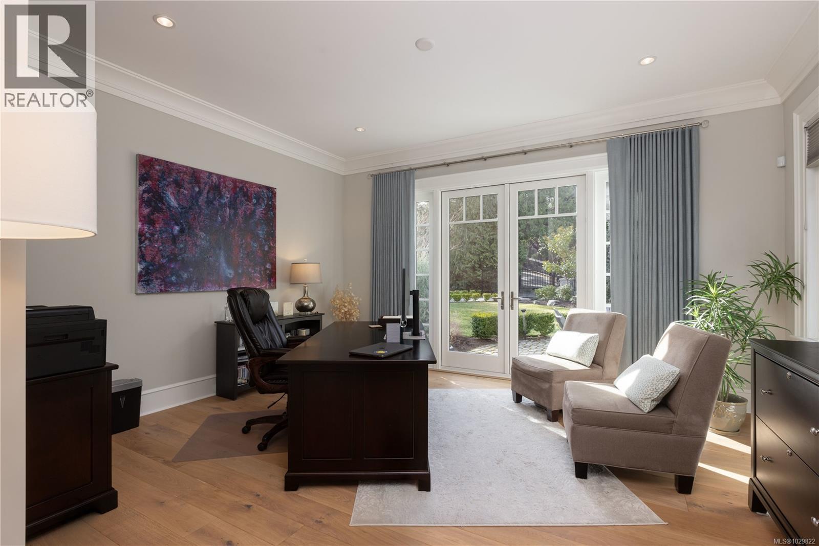  2616 Queenswood Lane, Saanich