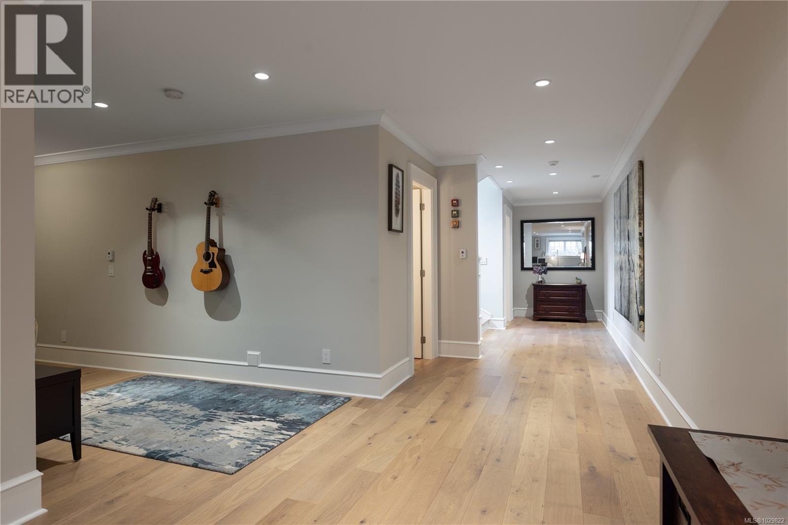  2616 Queenswood Lane, Saanich