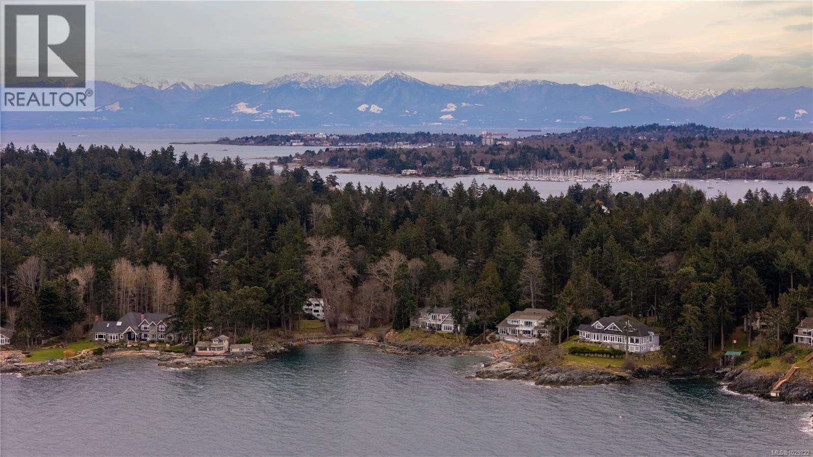  2616 Queenswood Lane, Saanich