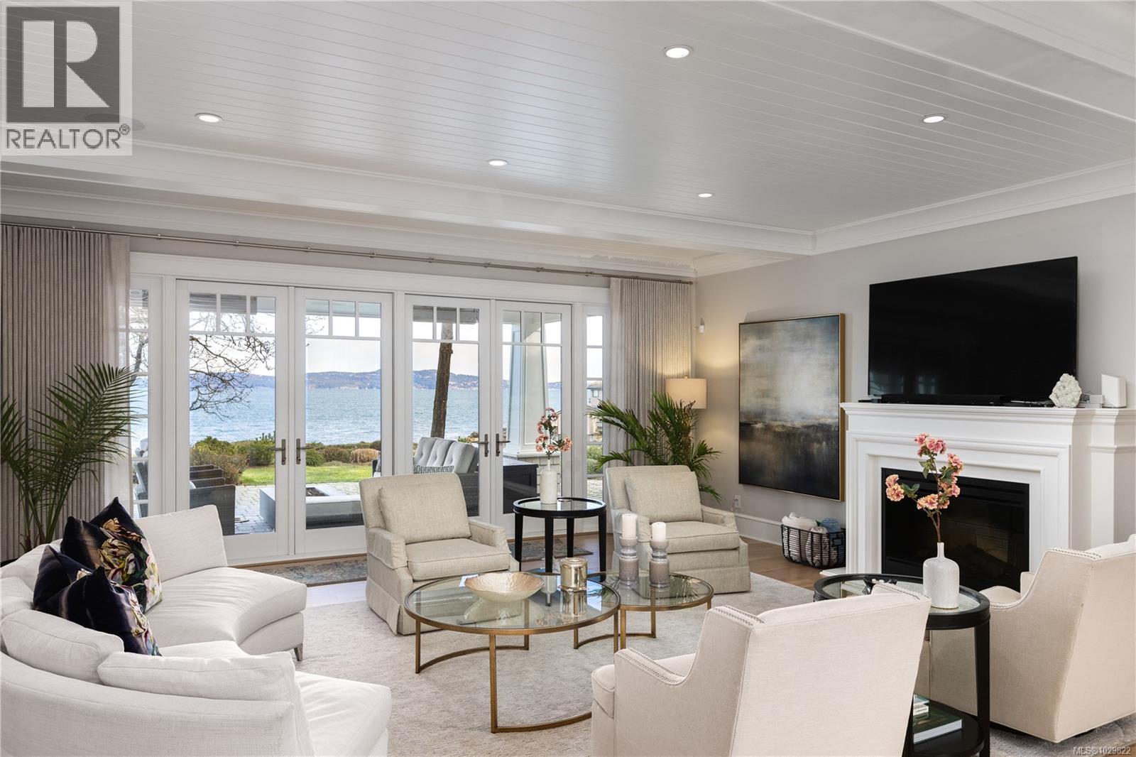  2616 Queenswood Lane, Saanich