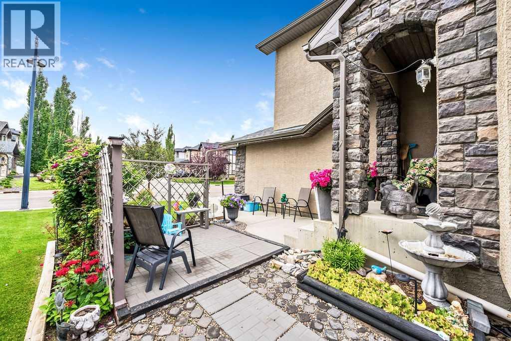 Single Family House for Sale in  Sherwood Rise NW Sherwood Calgary 