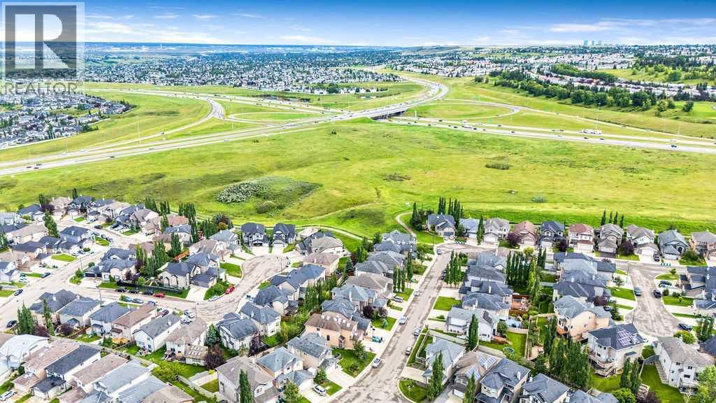 Single Family House for Sale in  Sherwood Rise NW Sherwood Calgary 