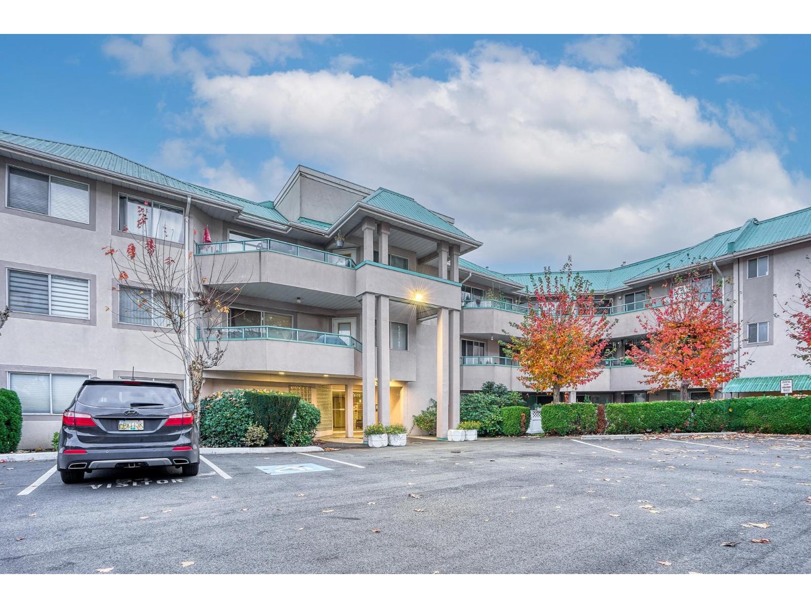 316 33175 OLD YALE ROAD, Abbotsford