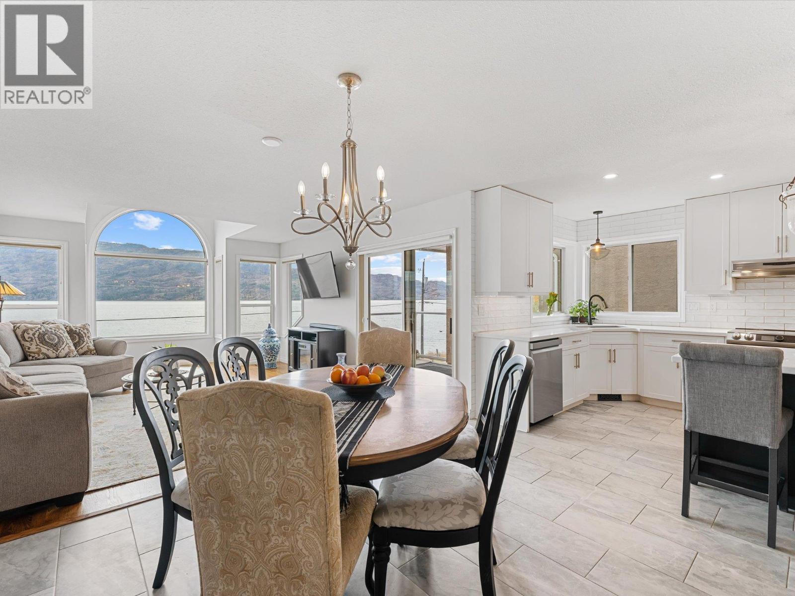  3838 Beach Avenue, Peachland