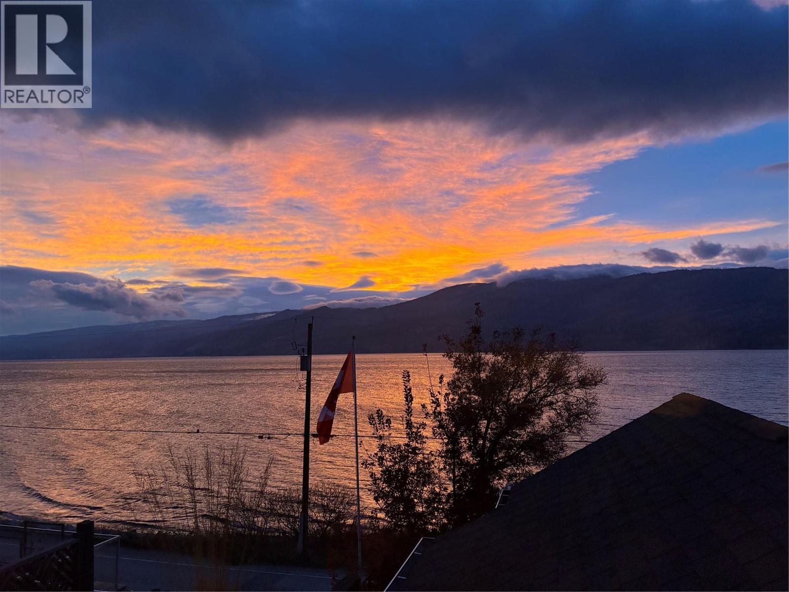  3838 Beach Avenue, Peachland