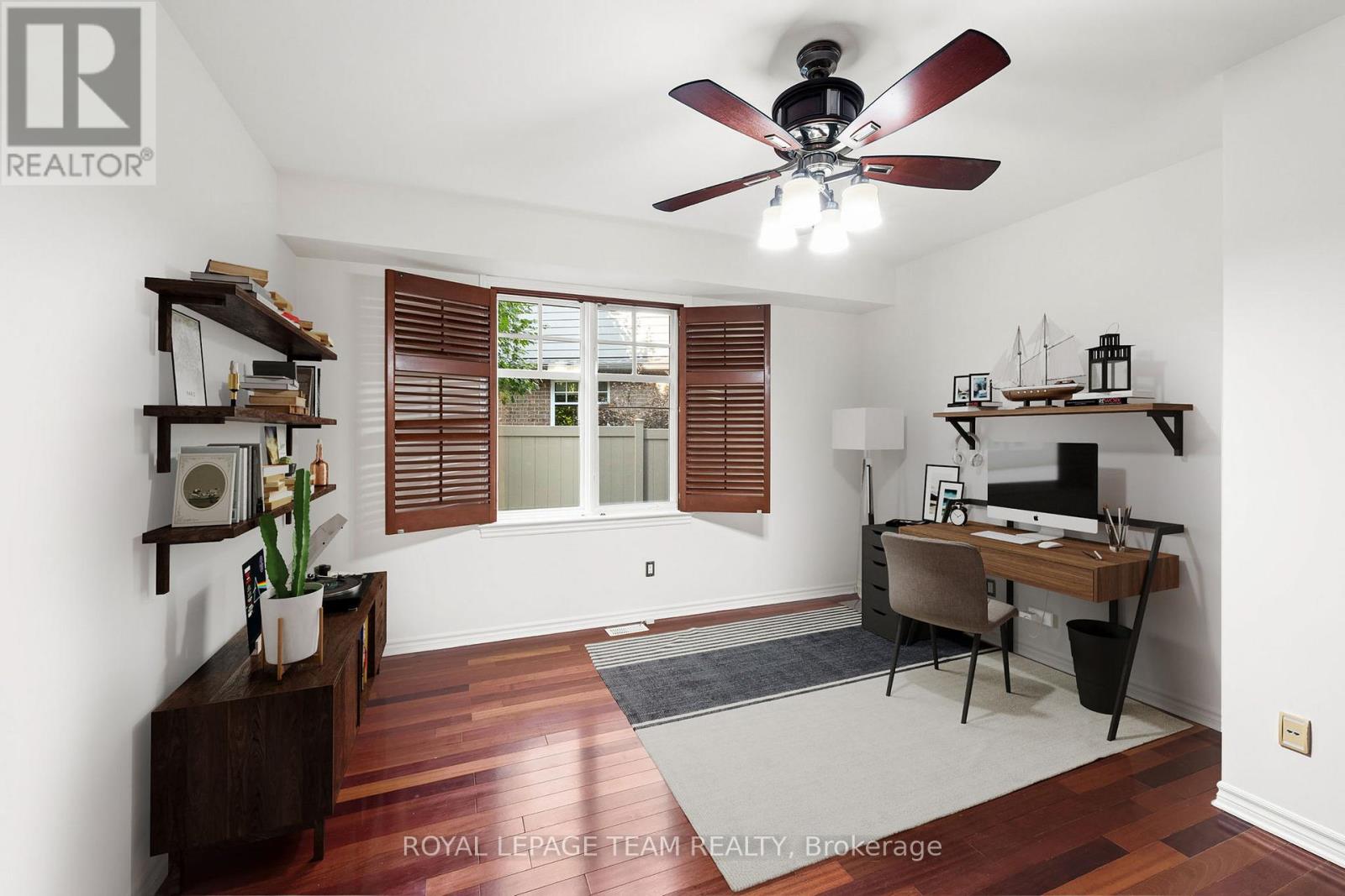 60 IRONSIDE COURT - 20