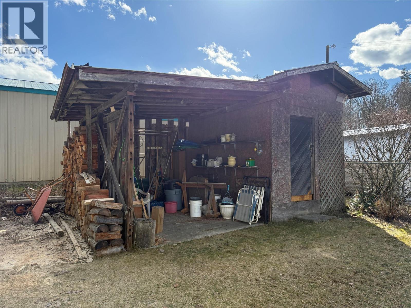  1021 Garden Road, South Slocan