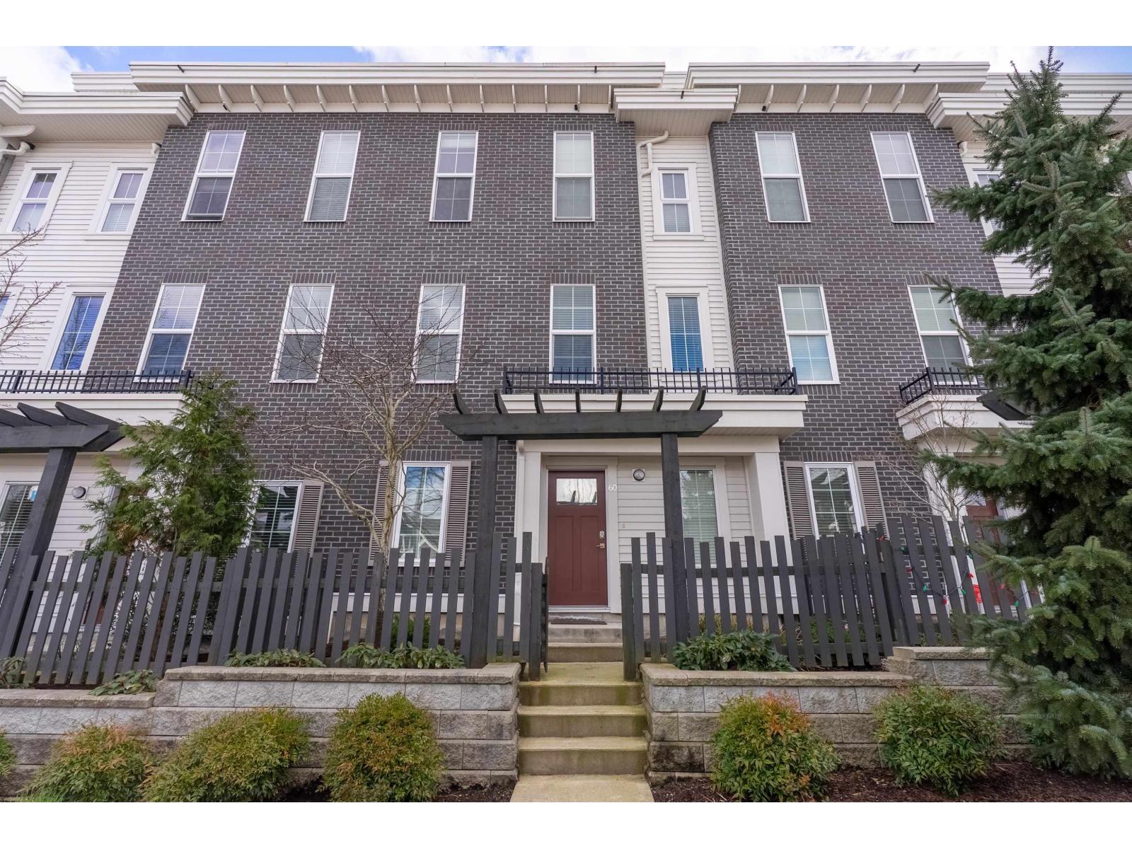 60 8371 202B Street - photo 2