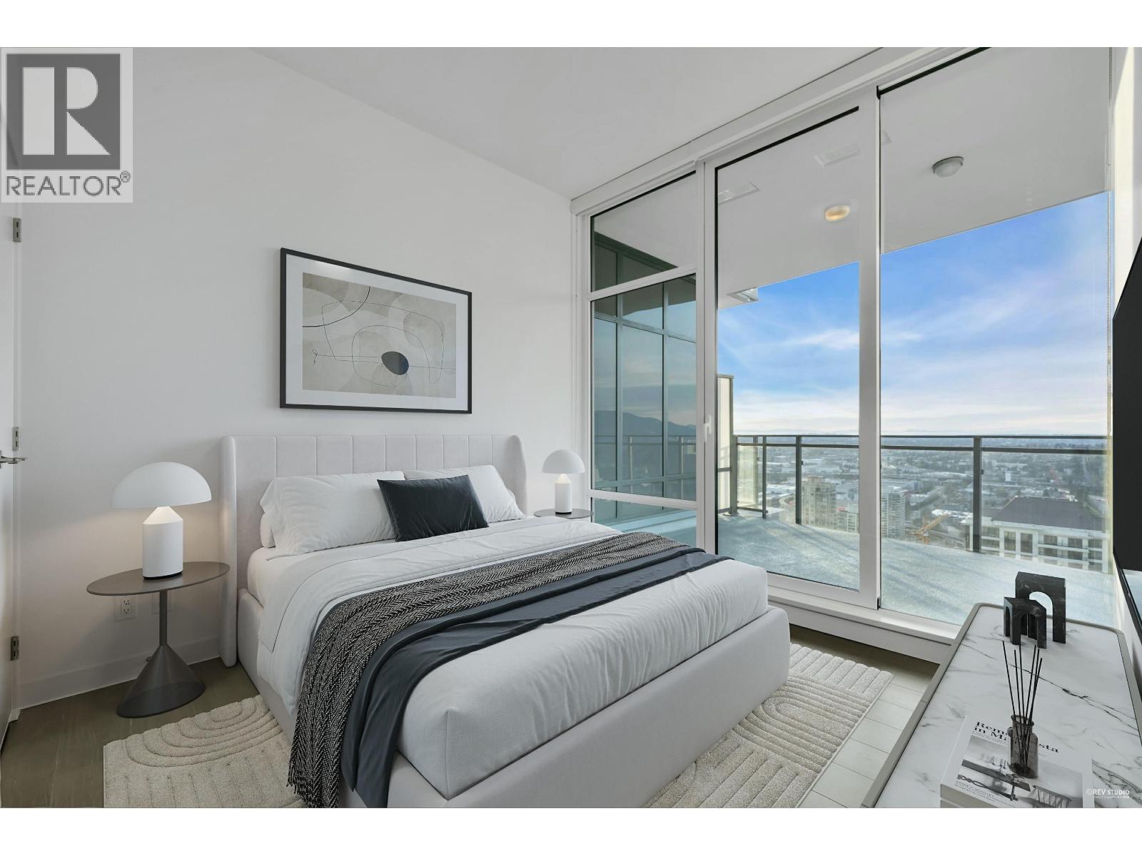 3402 2085 SKYLINE COURT