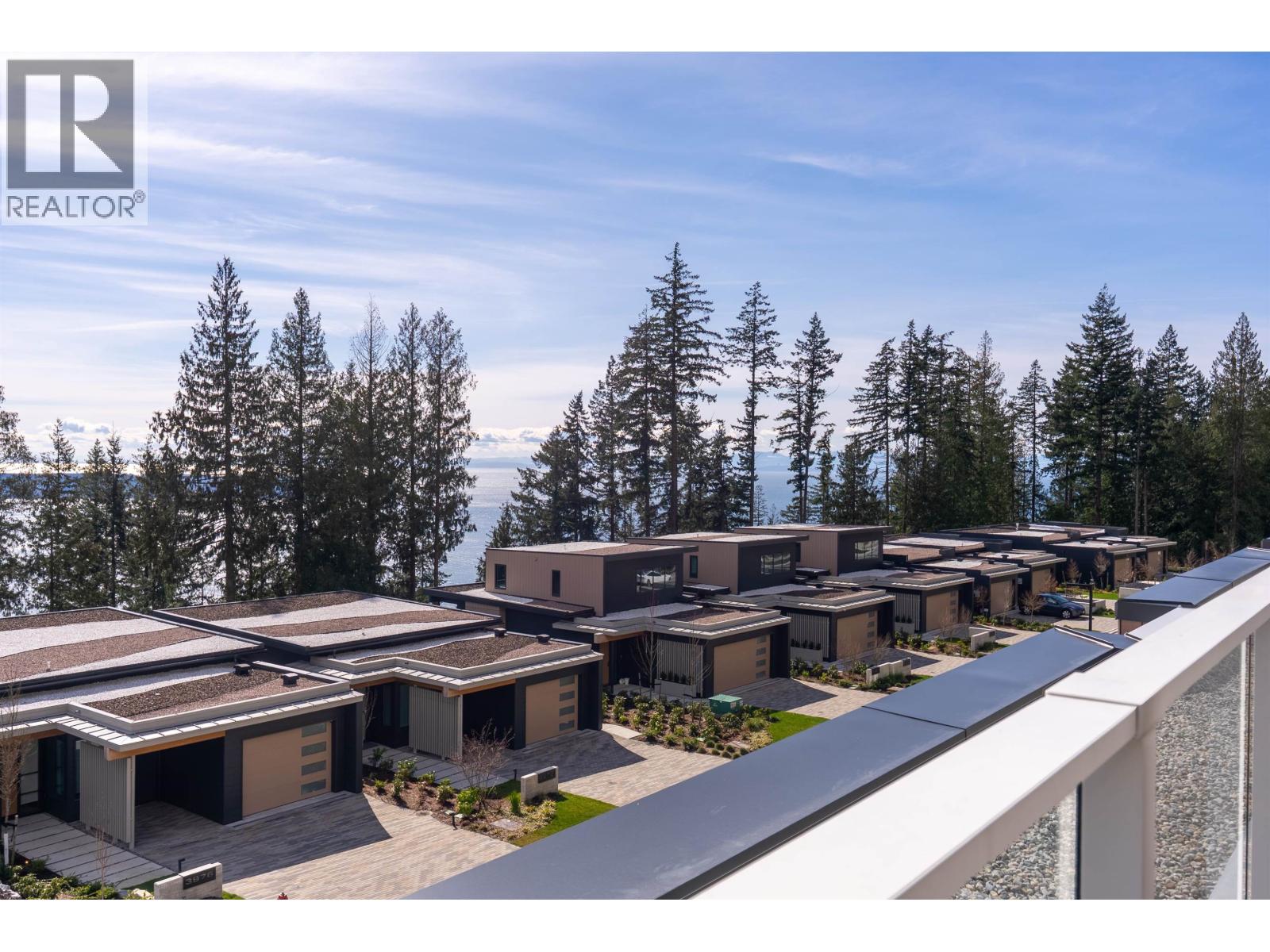 409 3963 UPLANDS WAY, West Vancouver