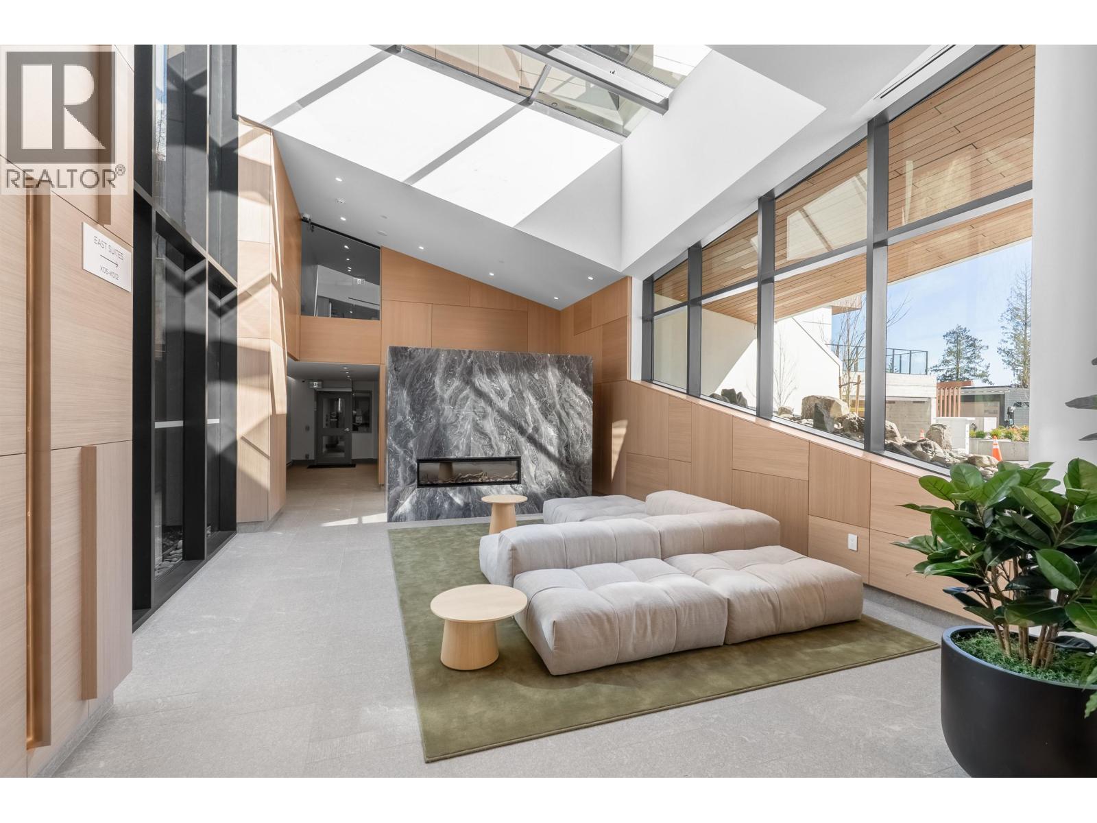 409 3963 UPLANDS WAY, West Vancouver