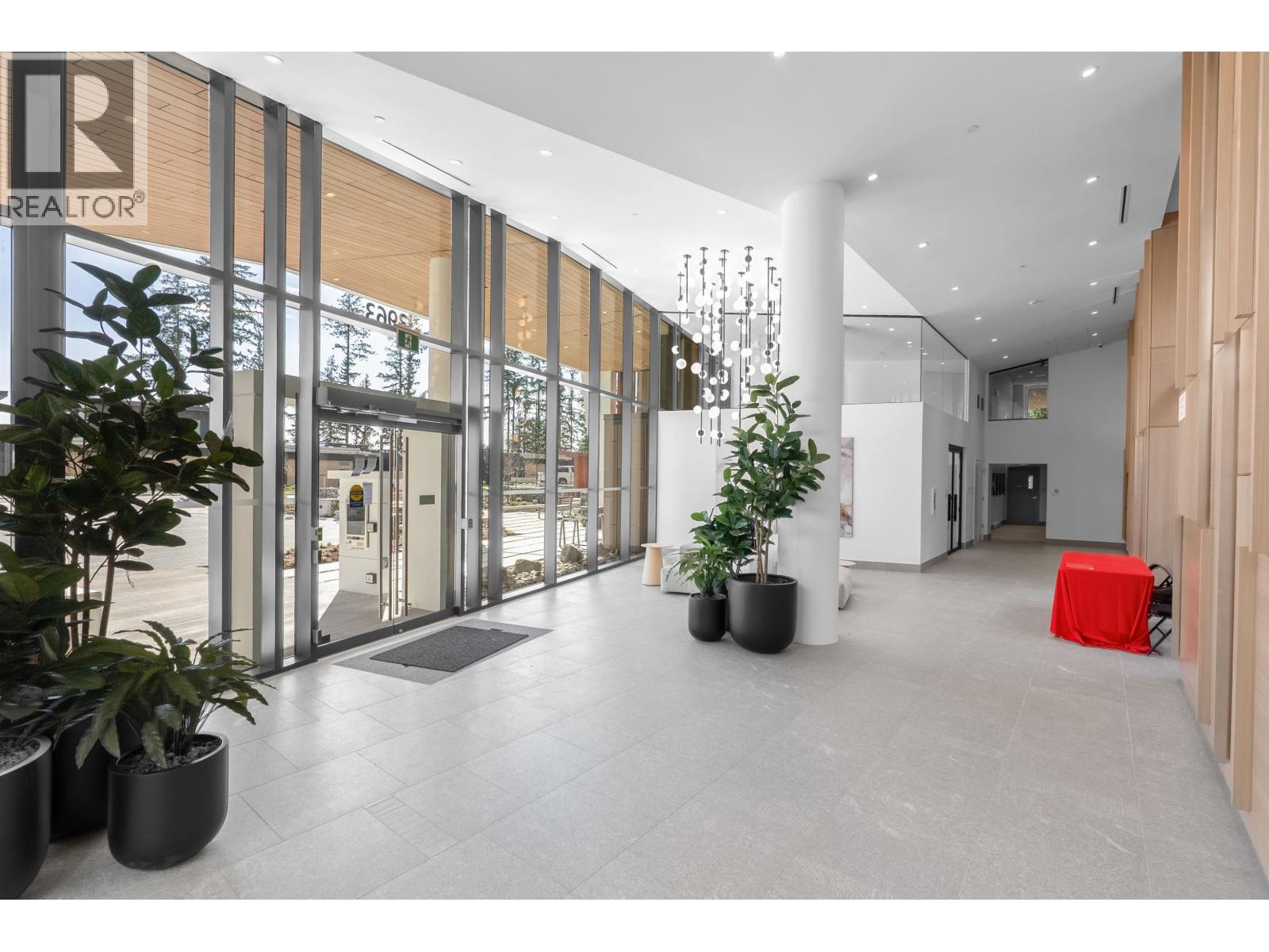 409 3963 UPLANDS WAY, West Vancouver