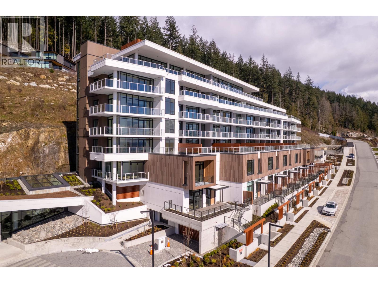 409 3963 UPLANDS WAY, West Vancouver