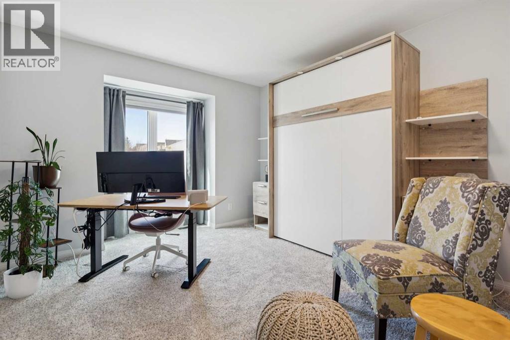 245 Sandringham Road NW, Calgary, Alberta