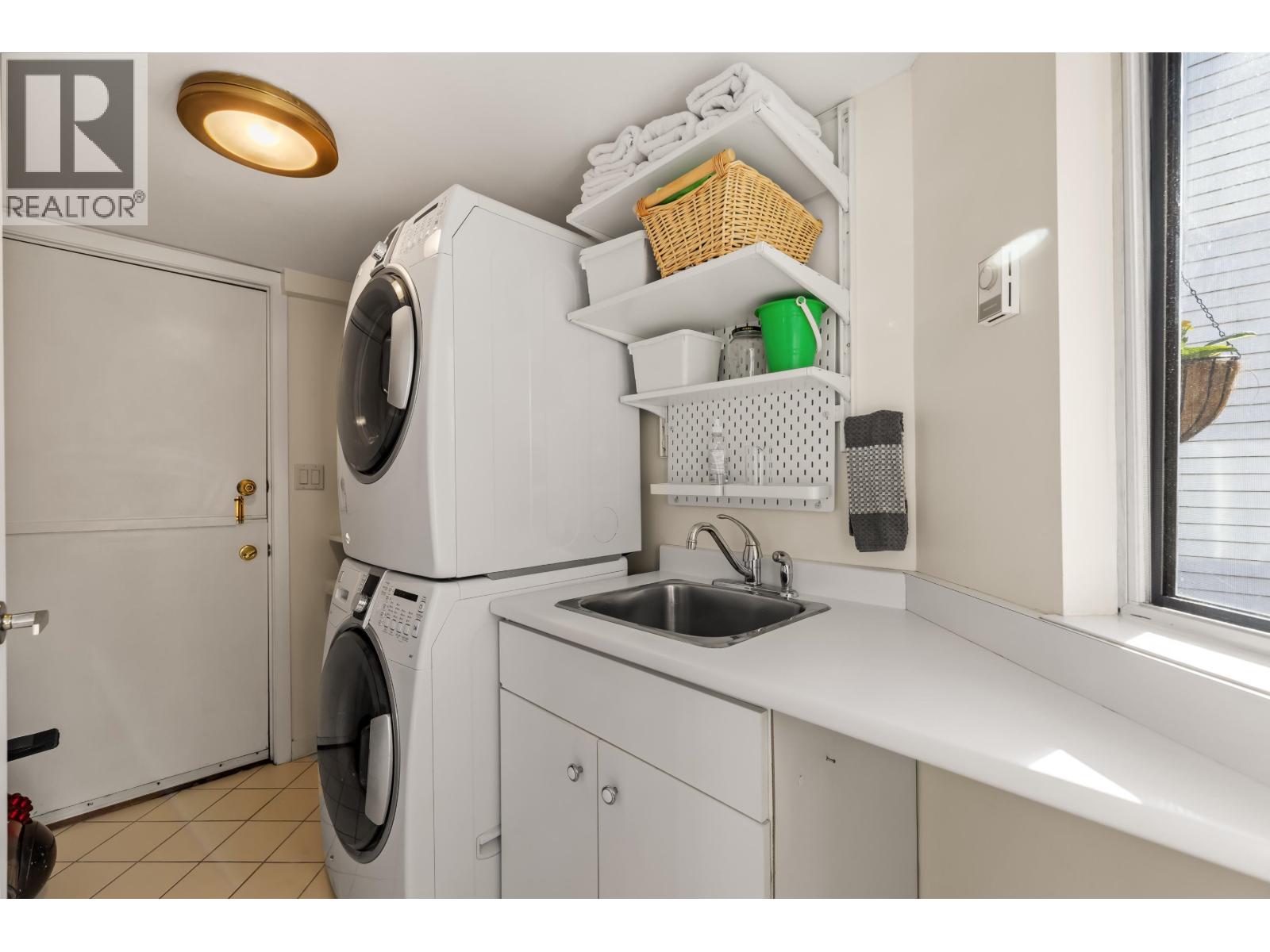 #15-3459 W RIVER Road, Delta