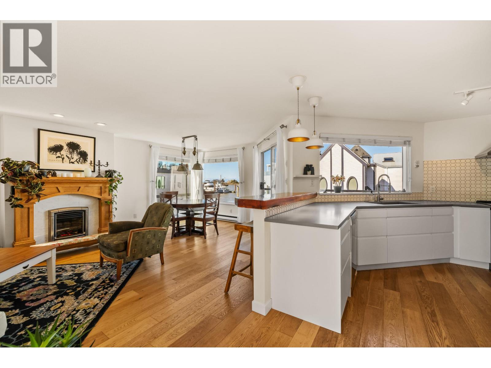 #15-3459 W RIVER Road, Delta