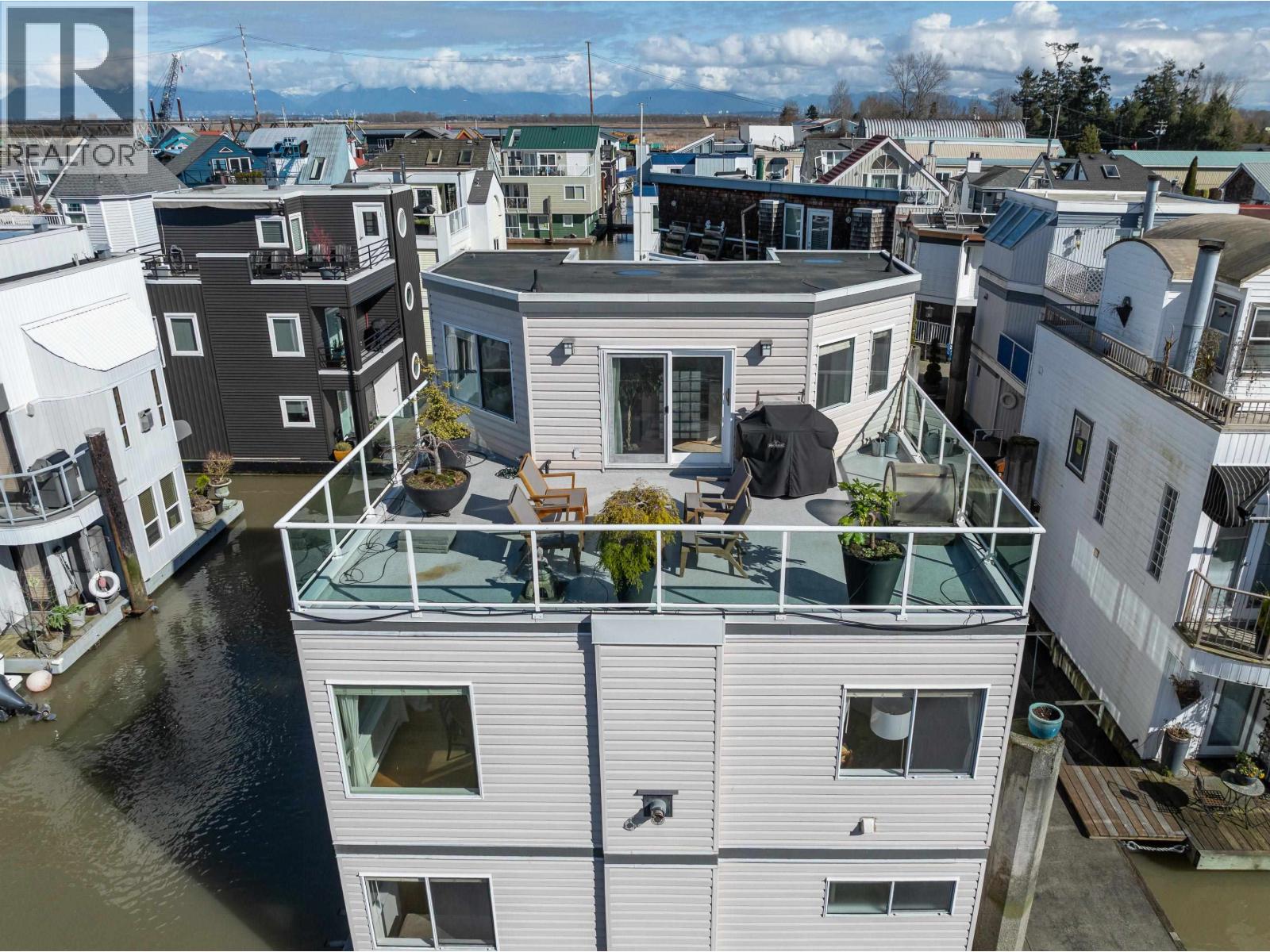 #15-3459 W RIVER Road, Delta