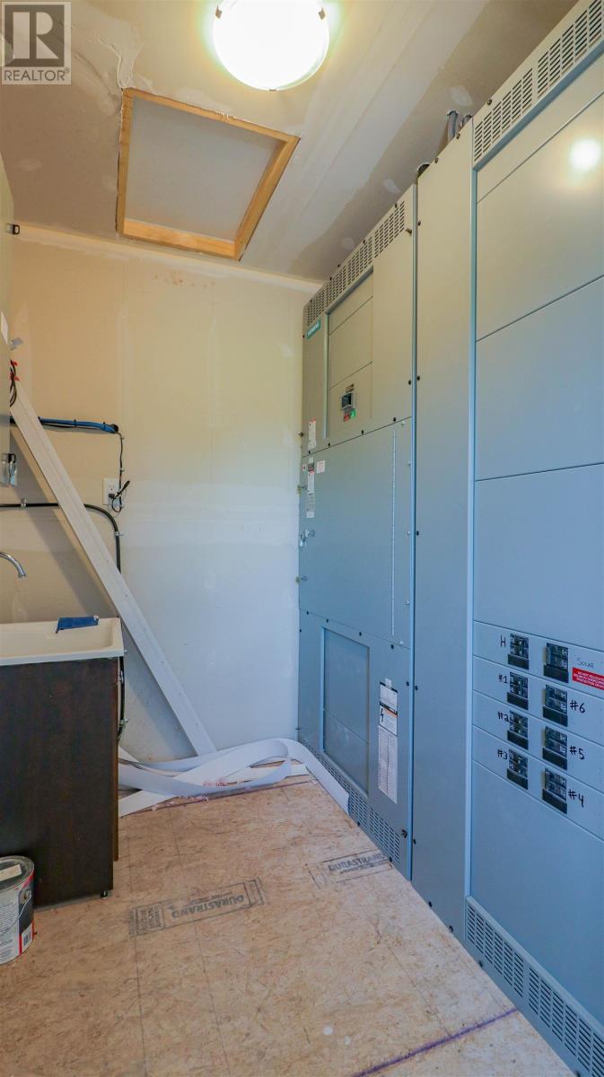 20-28 MIAH DRIVE - 17