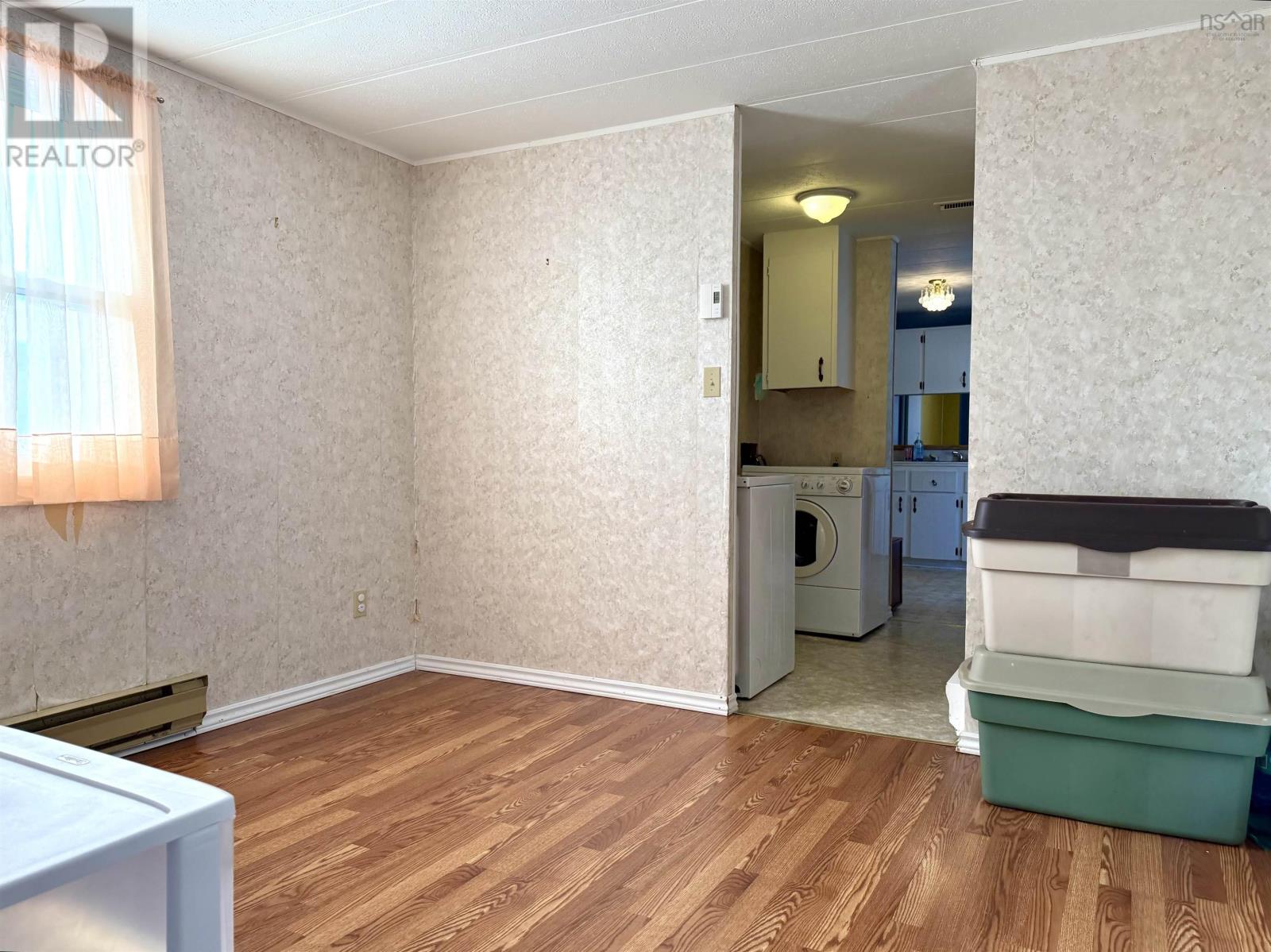 Property 28 of 32 of 17 Brentwood Estates