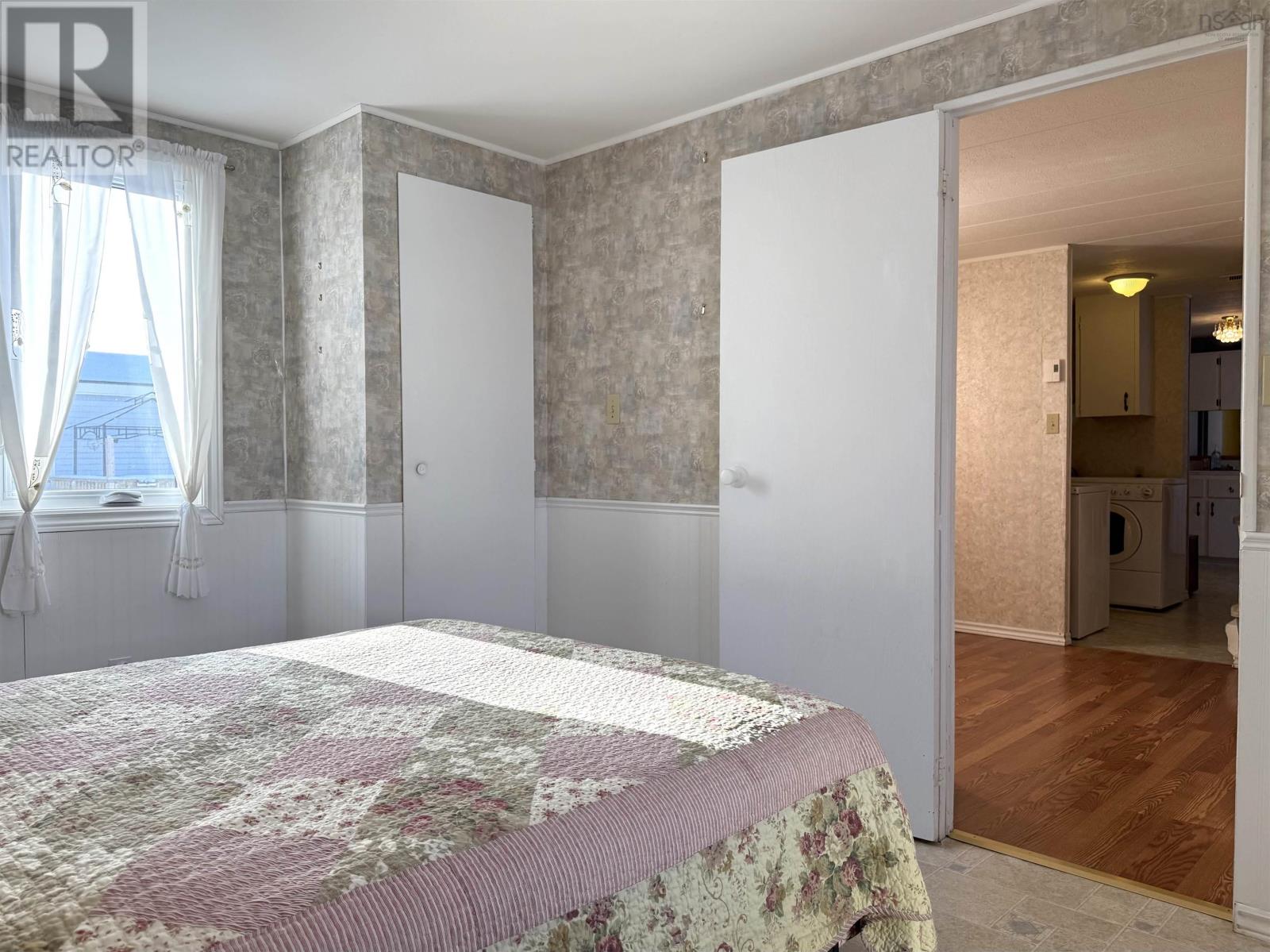 Property 7 of 32 of 17 Brentwood Estates