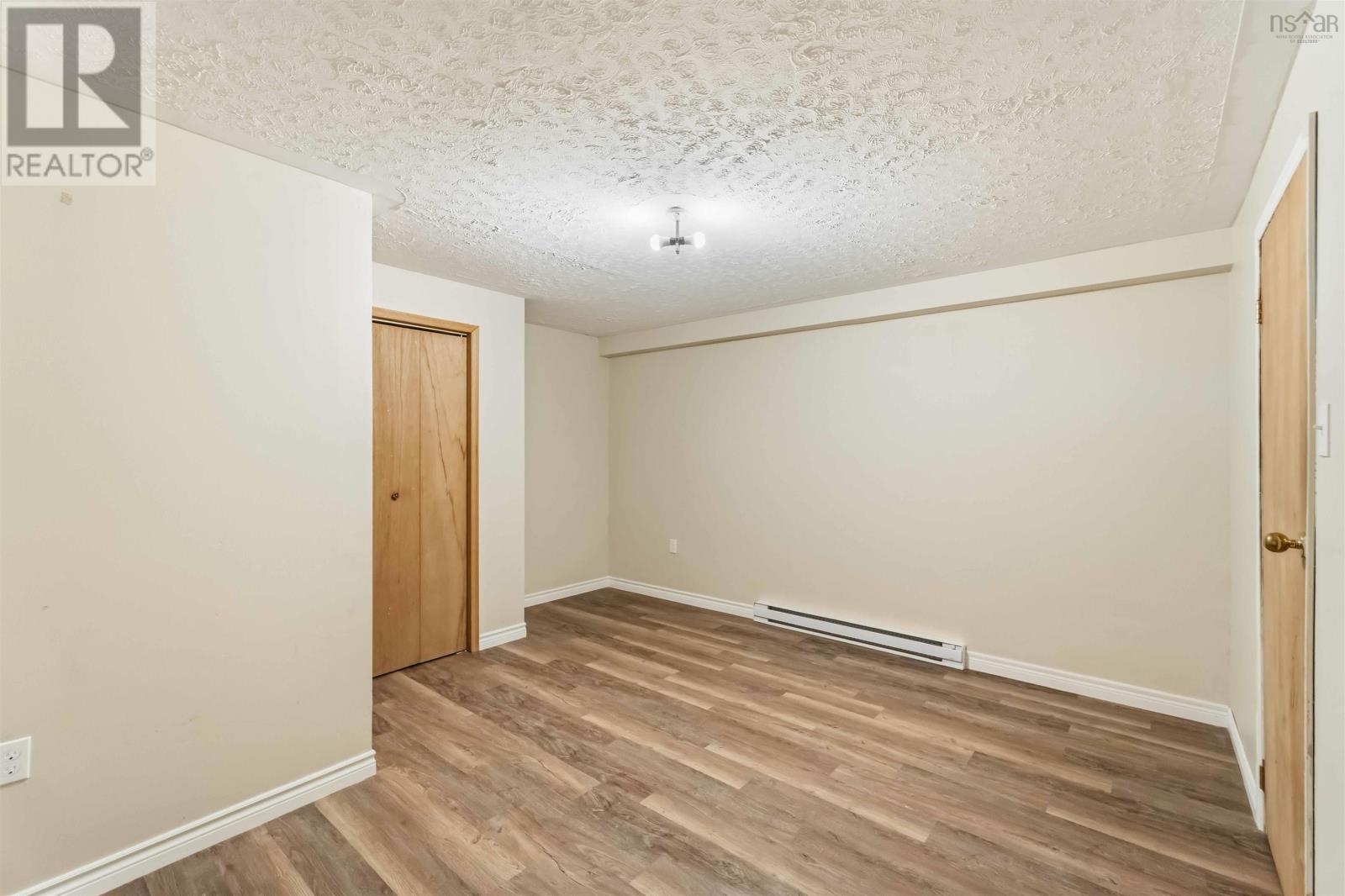 Property 38 of 51 of 1651 Matthews Lane