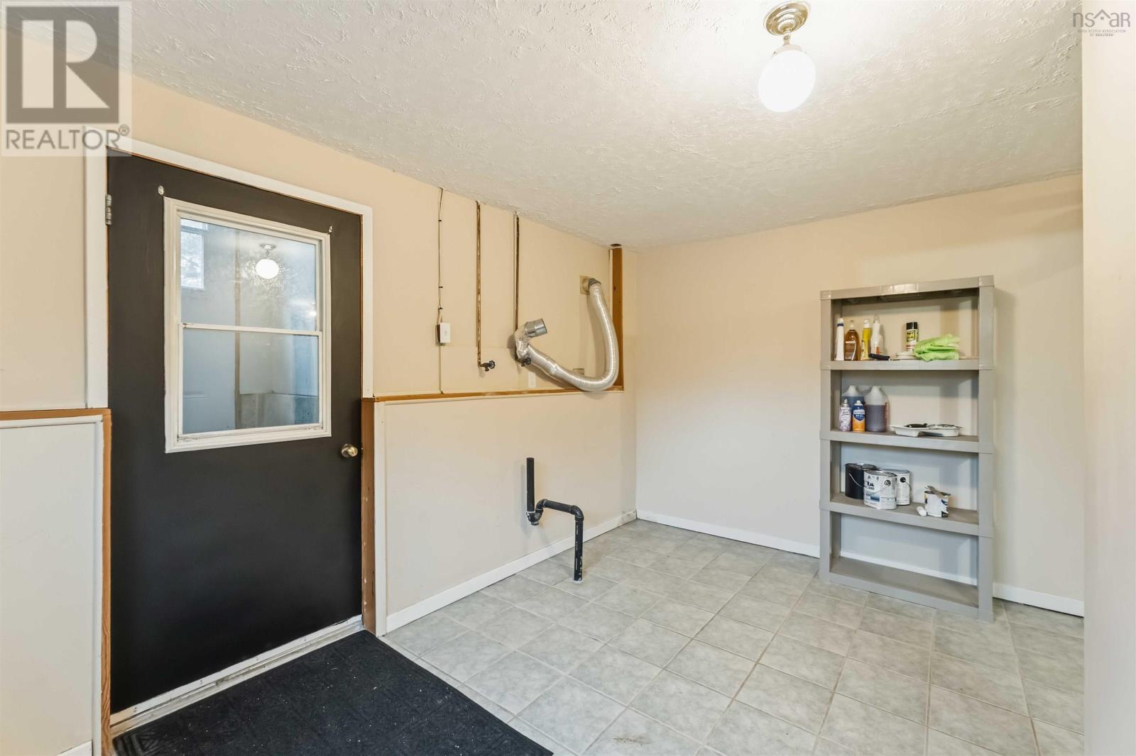 Property 46 of 51 of 1651 Matthews Lane