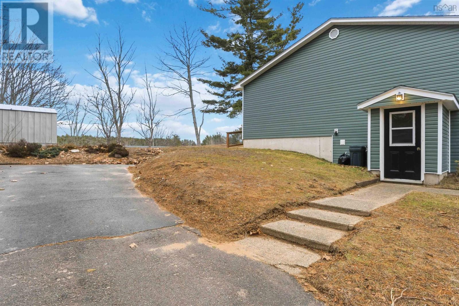 Property 20 of 51 of 1651 Matthews Lane