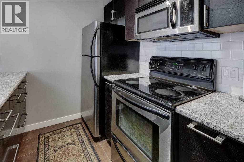 Single Family House for Sale in    Avenue SW Eau Claire Calgary 