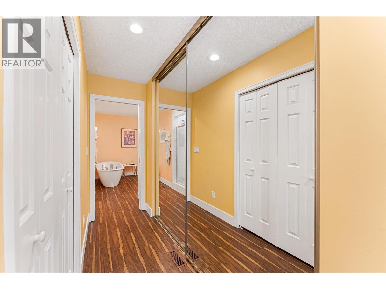 106 539 Sutherland Avenue, Kelowna