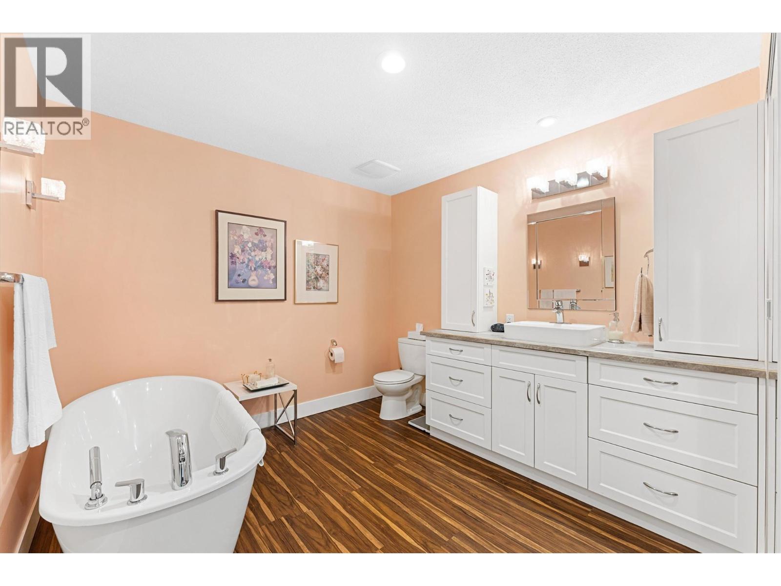 106 539 Sutherland Avenue, Kelowna