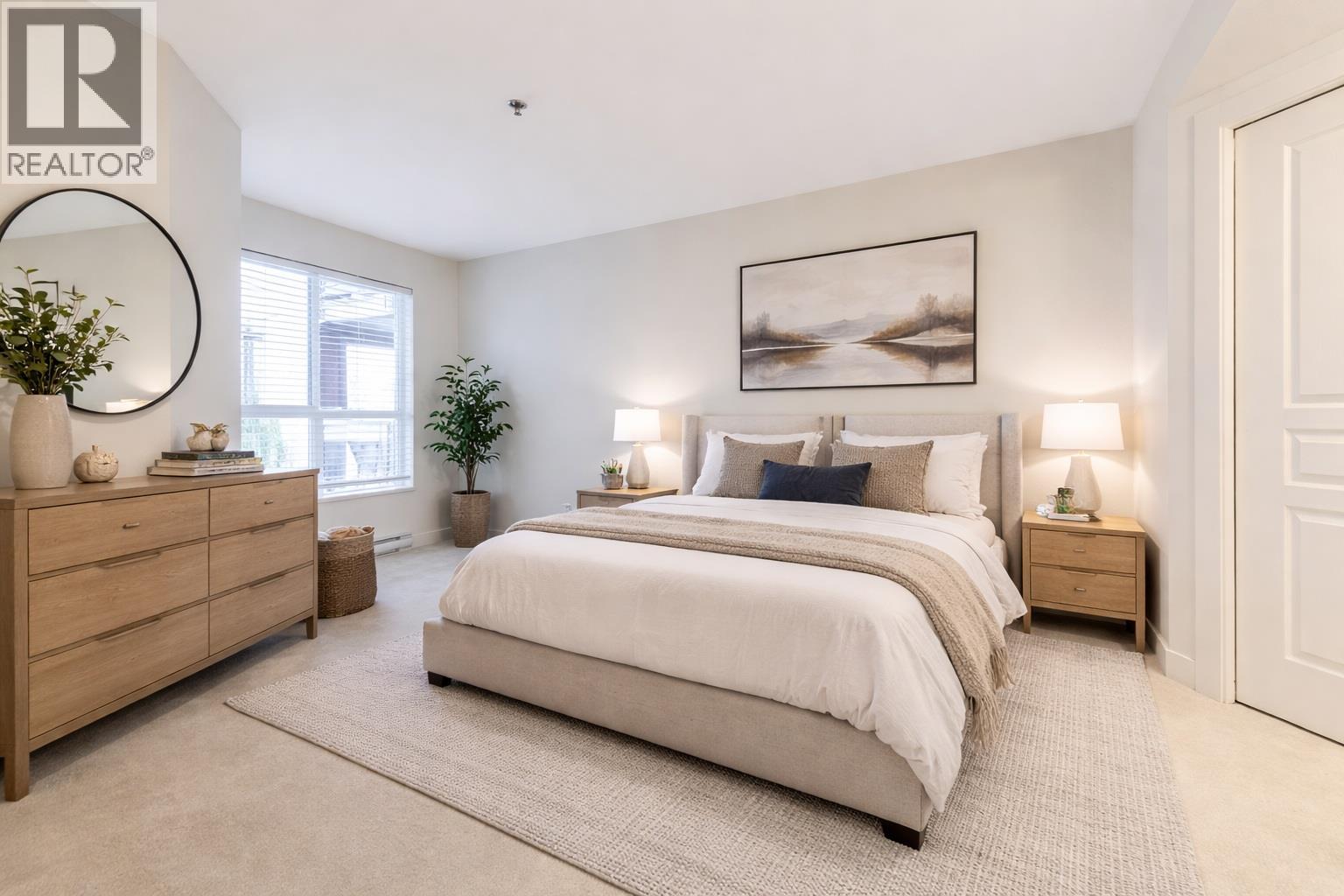 303 1083 Sunset Drive, Kelowna