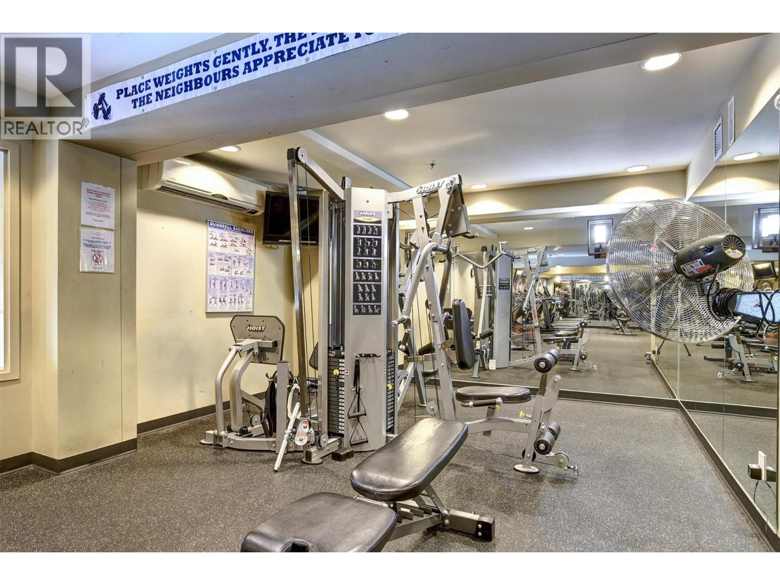 303 1083 Sunset Drive, Kelowna