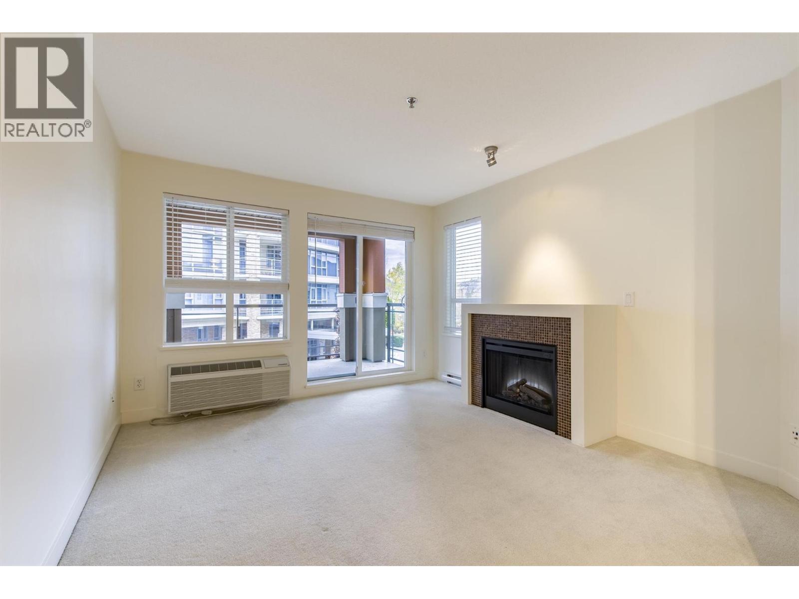 303 1083 Sunset Drive, Kelowna