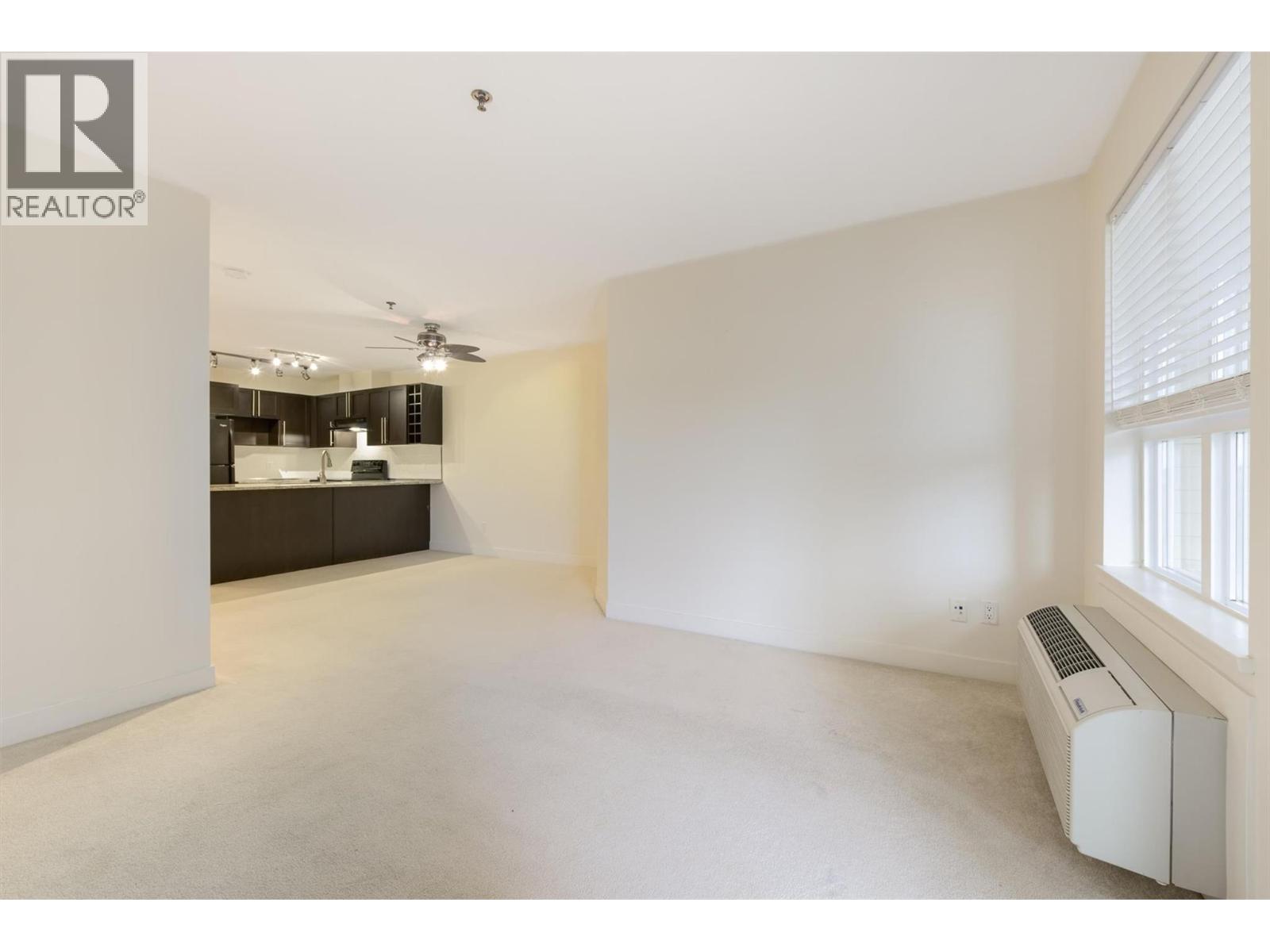 303 1083 Sunset Drive, Kelowna