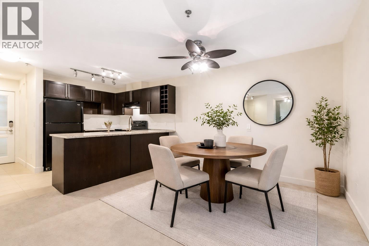 303 1083 Sunset Drive, Kelowna