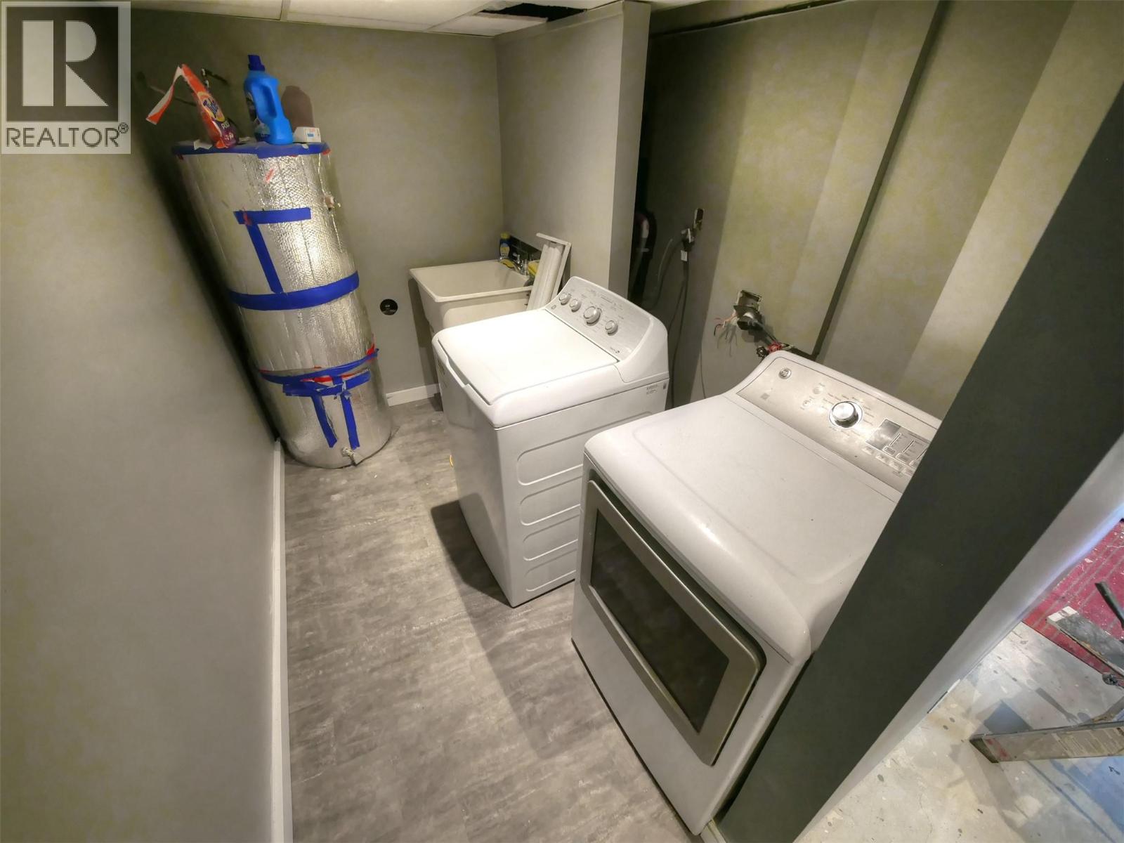  1895 Columbia Gardens Road, Fruitvale