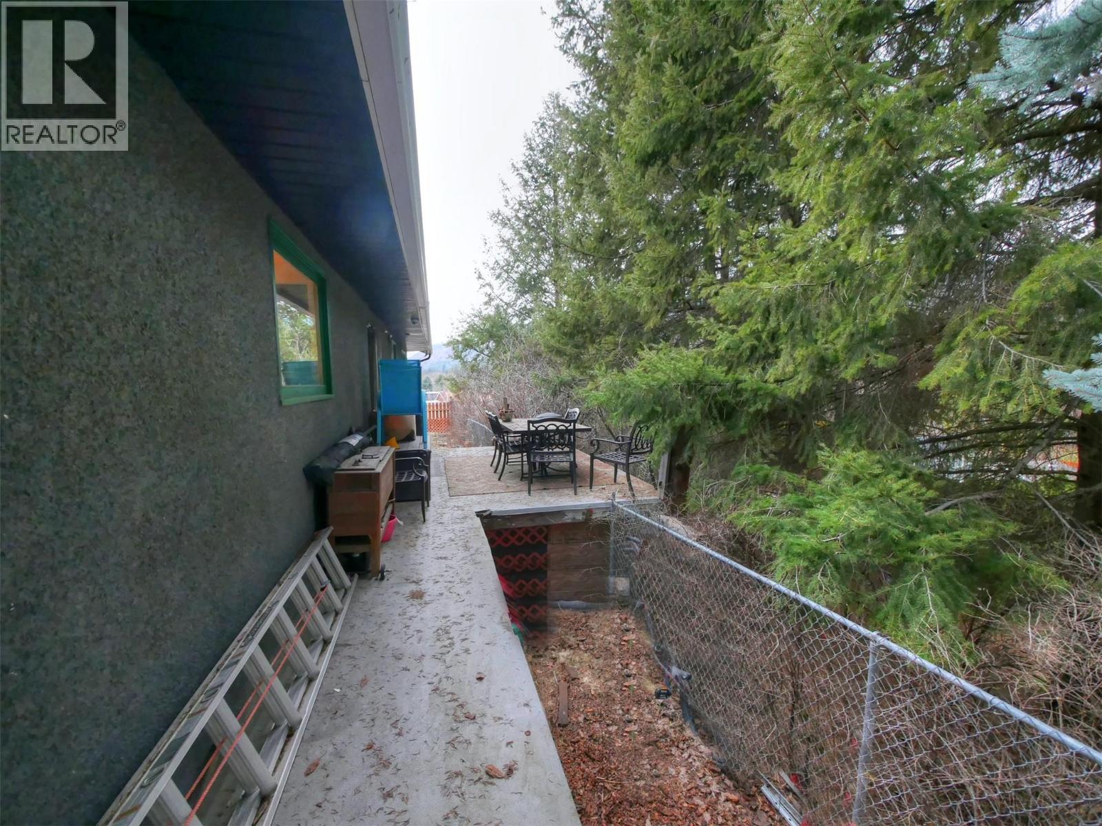  1895 Columbia Gardens Road, Fruitvale