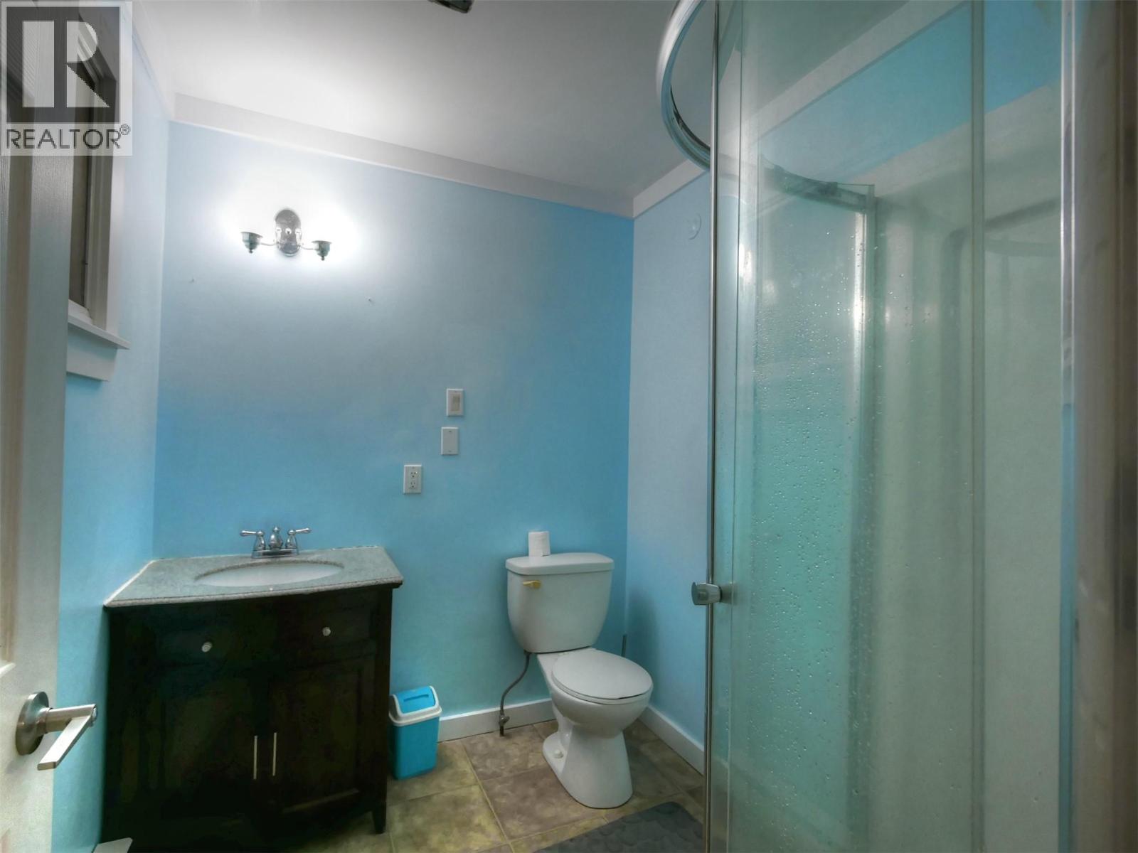  1895 Columbia Gardens Road, Fruitvale