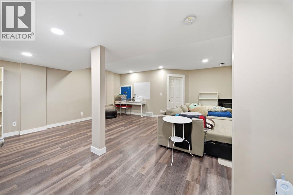 Single Family House for Sale in  Copperpond Circle SE Copperfield Calgary 