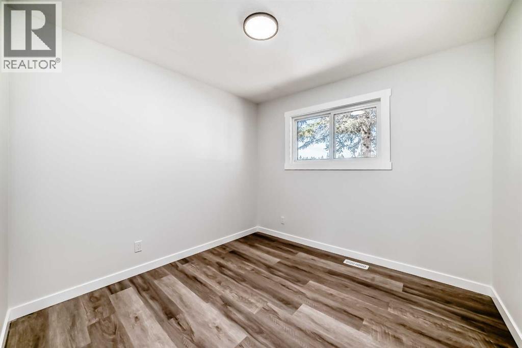 Single Family House Bi-level for Sale in   Street SW Southwood Calgary 