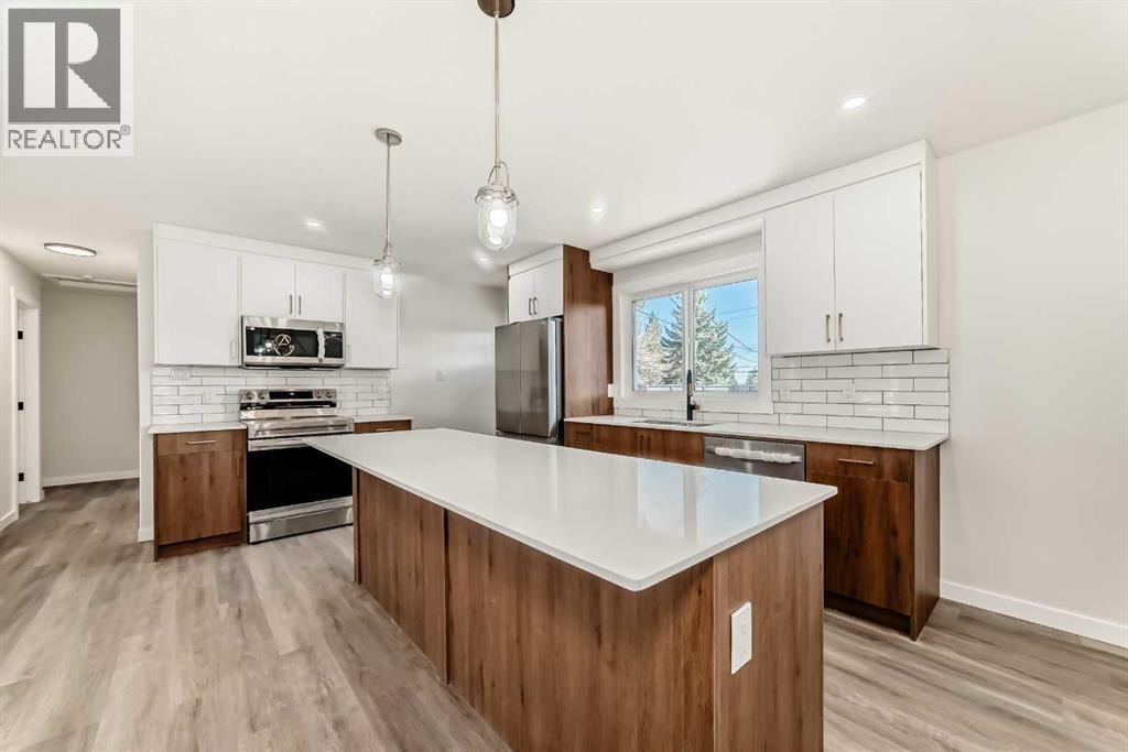 Single Family House Bi-level for Sale in   Street SW Southwood Calgary 